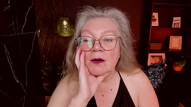 Snapshot of NataliMellow chatting on 06-15-26, 01:02 NataliMellow online show from 06-15-26, 01:02