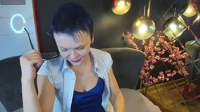 Snapshot of BrandiSweetie chatting on 01-20-25, 01:53 BrandiSweetie online show from 01-20-25, 01:53