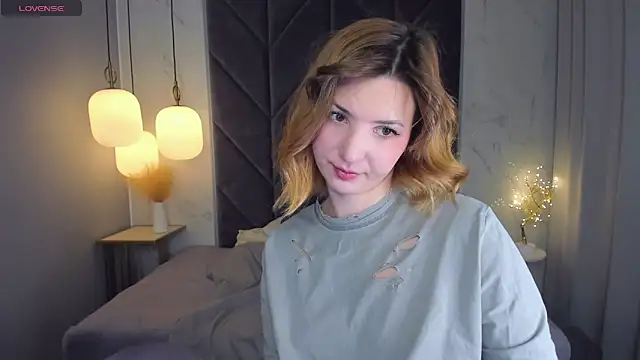 Snapshot of JaneGraceful chatting on 12-17-24, 06:24 JaneGraceful online show from 12-17-24, 06:24