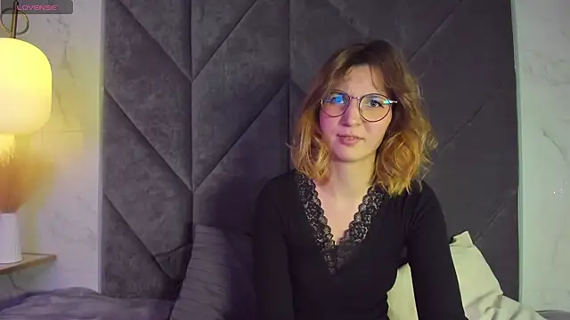 Snapshot of JaneGraceful chatting on 02-04-25, 09:28 JaneGraceful online show from 02-04-25, 09:28