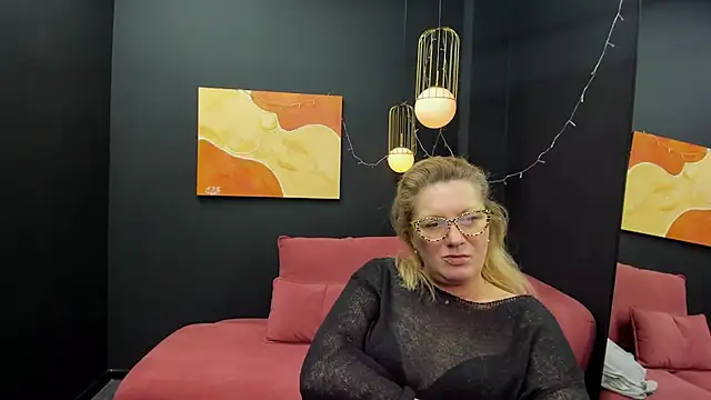 Snapshot of LeaPure chatting on 03-01-25, 05:27 LeaPure online show from 03-01-25, 05:27