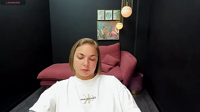 Snapshot of TataArdent chatting on 12-03-24, 11:35 TataArdent online show from 12-03-24, 11:35