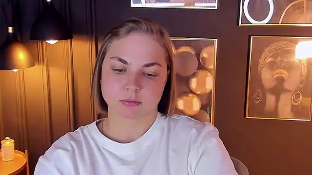 Snapshot of TataArdent chatting on 01-22-25, 02:15 TataArdent online show from 01-22-25, 02:15