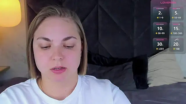 Snapshot of TataArdent chatting on 01-30-25, 11:34 TataArdent online show from 01-30-25, 11:34