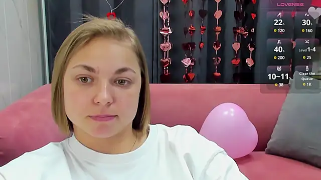 Snapshot of TataArdent chatting on 02-14-25, 02:18 TataArdent online show from 02-14-25, 02:18