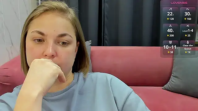 Snapshot of TataArdent chatting on 03-14-25, 02:31 TataArdent online show from 03-14-25, 02:31