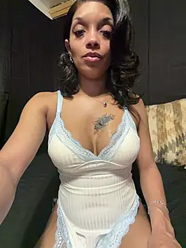 Rakiyahcharms online show from 05-30-26, 09:28