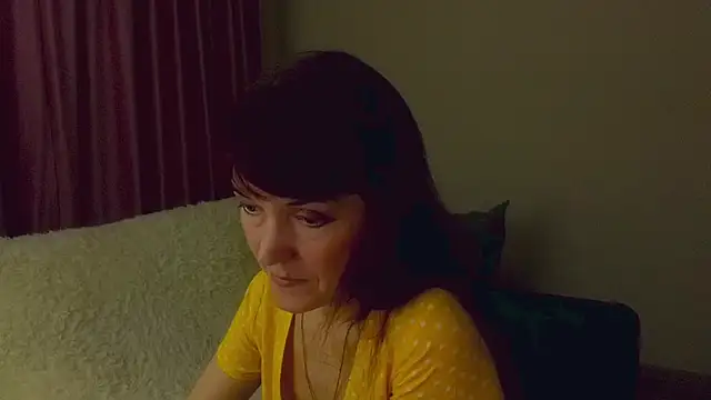 Snapshot of Fritha chatting on 02-04-26, 06:47 Fritha online show from 02-04-26, 06:47