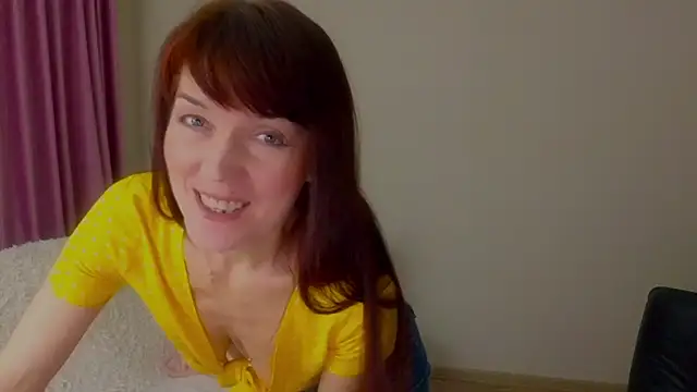 Snapshot of Fritha chatting on 02-06-26, 10:24 Fritha online show from 02-06-26, 10:24