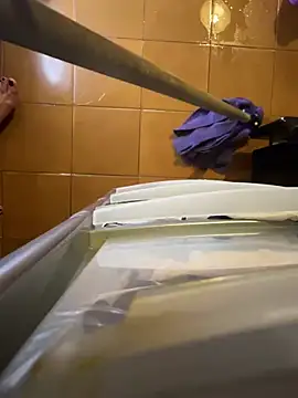 Snapshot of Wet-Pussycat chatting on 01-31-25, 04:06 Wet-Pussycat online show from 01-31-25, 04:06