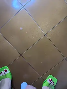 Snapshot of Wet-Pussycat chatting on 02-20-25, 11:21 Wet-Pussycat online show from 02-20-25, 11:21