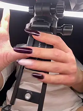 Snapshot of Wet-Pussycat chatting on 02-18-26, 11:11 Wet-Pussycat online show from 02-18-26, 11:11