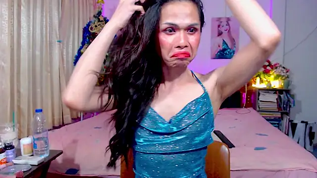 Snapshot of ribbinpink chatting on 03-08-25, 01:03 ribbinpink online show from 03-08-25, 01:03