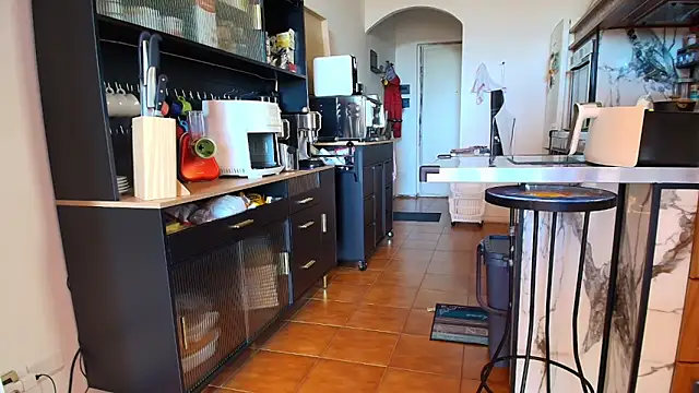 Lucy and Marco online show from 06-14-26, 07:10