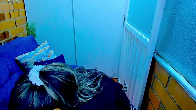 Snapshot of Penelope47 chatting on 01-22-25, 10:15 Penelope47 online show from 01-22-25, 10:15