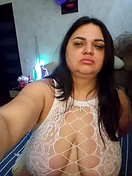 littleRikka online show from 04-12-26, 08:03