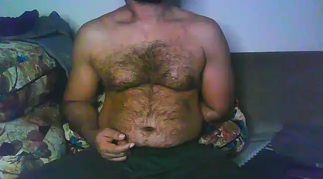 Snapshot of Vbestshow chatting on 02-13-25, 09:49 Vbestshow online show from 02-13-25, 09:49