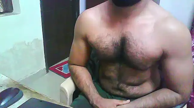 Snapshot of Vbestshow chatting on 02-18-25, 12:06 Vbestshow online show from 02-18-25, 12:06