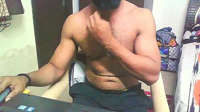 Snapshot of Vbestshow chatting on 09-25-25, 08:18 Vbestshow online show from 09-25-25, 08:18