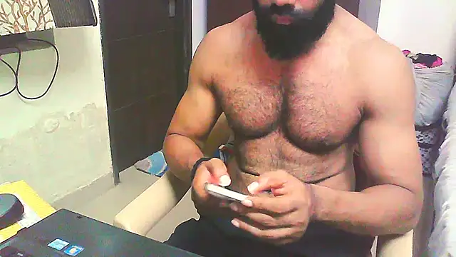 Snapshot of Vbestshow chatting on 10-01-25, 12:33 Vbestshow online show from 10-01-25, 12:33