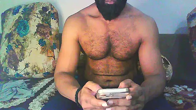 Snapshot of Vbestshow chatting on 10-16-25, 11:44 Vbestshow online show from 10-16-25, 11:44