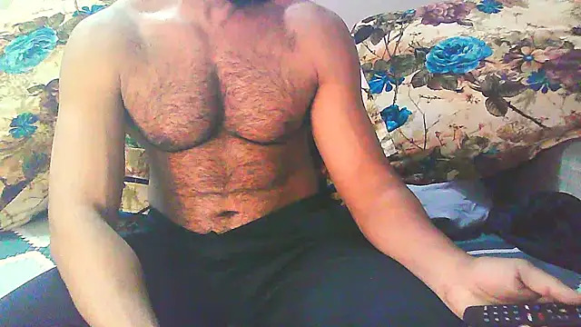 Snapshot of Vbestshow chatting on 11-20-25, 06:40 Vbestshow online show from 11-20-25, 06:40