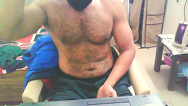 Snapshot of Vbestshow chatting on 11-27-25, 11:34 Vbestshow online show from 11-27-25, 11:34