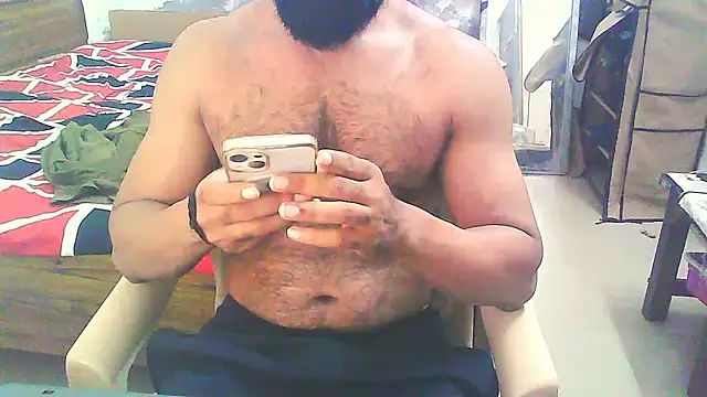 Snapshot of Vbestshow chatting on 11-29-25, 05:38 Vbestshow online show from 11-29-25, 05:38