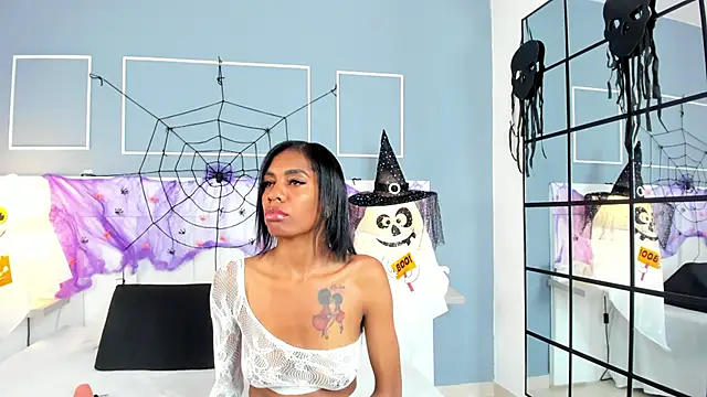 Snapshot of Blackrosse__ chatting on 10-25-25, 12:56 Blackrosse online show from 10-25-25, 12:56