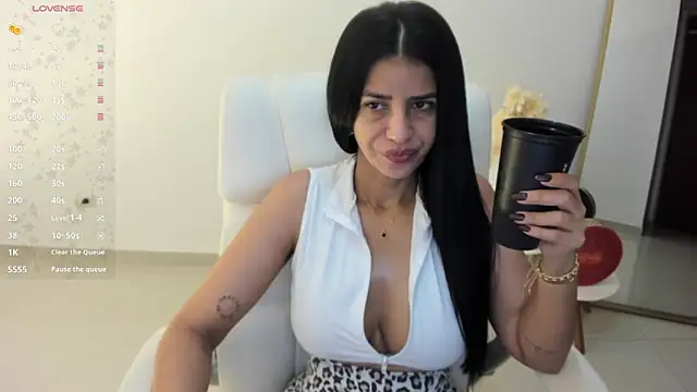 renata t  online show from 02-28-26, 10:38