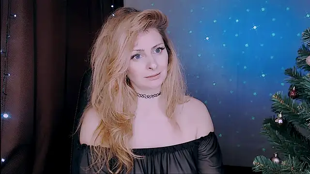 Snapshot of Eleonores chatting on 12-20-24, 08:38 Eleonores online show from 12-20-24, 08:38