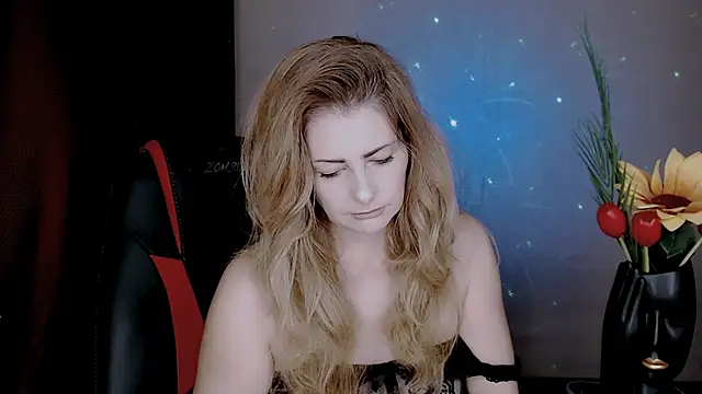 Snapshot of Eleonores chatting on 11-10-25, 05:17 Eleonores online show from 11-10-25, 05:17