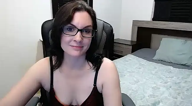 DesreRose online show from 12-10-24, 02:38