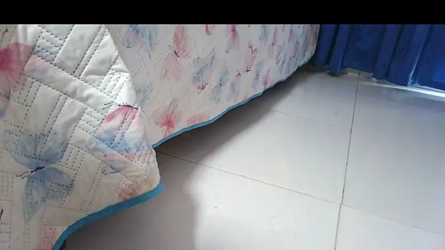 big boobsmature online show from 04-10-26, 12:54