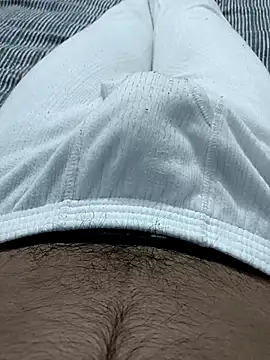 Snapshot of Babyucum4me chatting on 12-15-25, 04:44 Babyucum4me online show from 12-15-25, 04:44