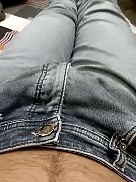 Snapshot of Babyucum4me chatting on 02-23-26, 02:58 Babyucum4me online show from 02-23-26, 02:58