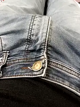 Snapshot of Babyucum4me chatting on 02-24-26, 01:53 Babyucum4me online show from 02-24-26, 01:53