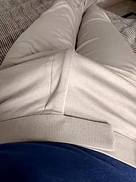 Snapshot of Babyucum4me chatting on 03-02-26, 08:43 Babyucum4me online show from 03-02-26, 08:43