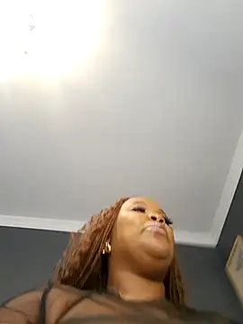 SWEETDOLLY29XX online show from 02-18-25, 07:21