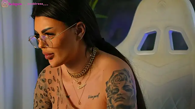 Snapshot of perfectt33n chatting on 12-20-24, 12:16 perfectt33n online show from 12-20-24, 12:16