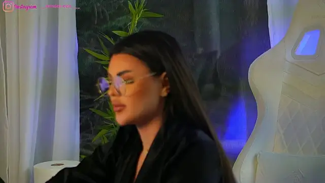 Snapshot of perfectt33n chatting on 01-21-25, 09:57 perfectt33n online show from 01-21-25, 09:57