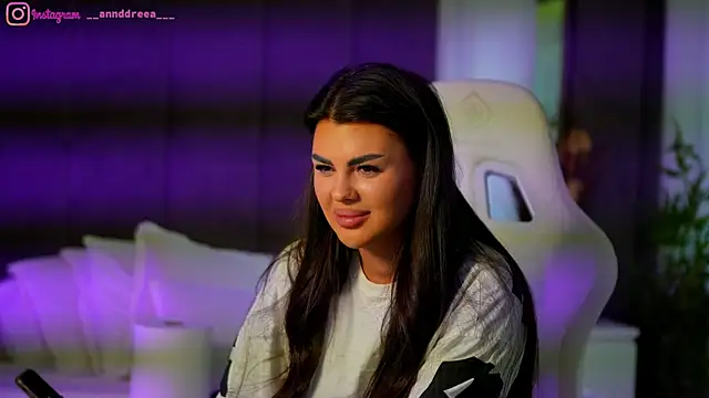 Snapshot of perfectt33n chatting on 09-11-25, 02:17 perfectt33n online show from 09-11-25, 02:17