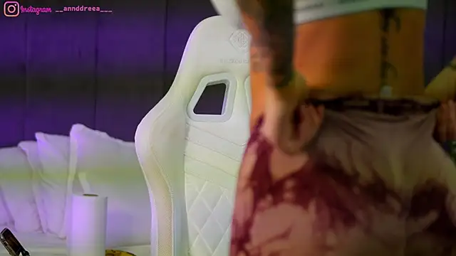 Snapshot of perfectt33n chatting on 10-02-25, 03:41 perfectt33n online show from 10-02-25, 03:41