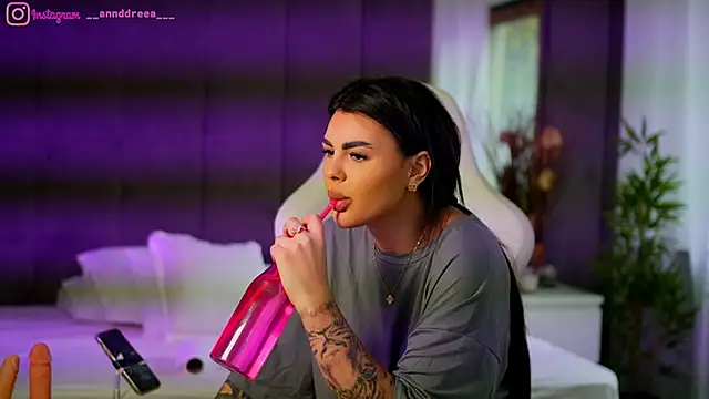 Snapshot of perfectt33n chatting on 10-16-25, 11:33 perfectt33n online show from 10-16-25, 11:33