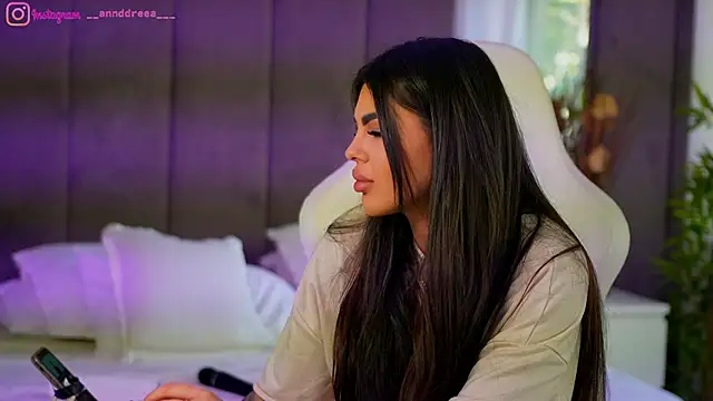 Snapshot of perfectt33n chatting on 10-17-25, 11:57 perfectt33n online show from 10-17-25, 11:57