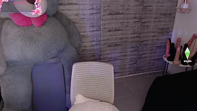 TinnaCobb online show from 03-10-26, 04:01