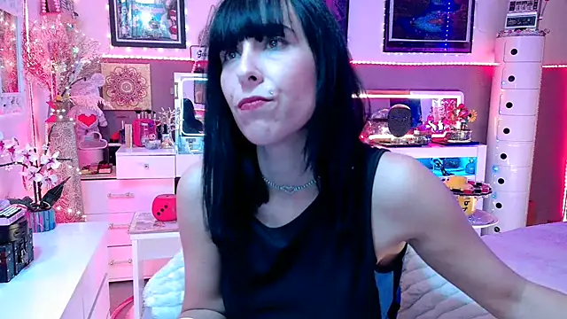Snapshot of misscectito13 chatting on 11-16-25, 02:28 misscectito13 online show from 11-16-25, 02:28