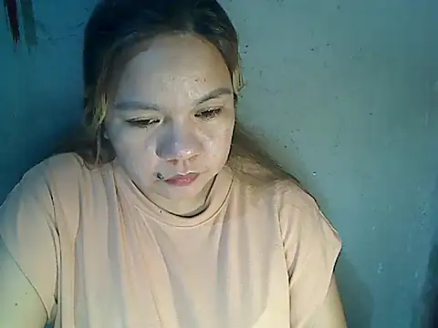 Snapshot of ambersmile chatting on 02-10-26, 12:09 ambersmile online show from 02-10-26, 12:09