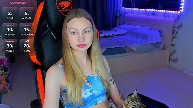 BiMolly online show from 07-28-26, 10:31