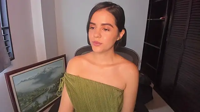 mia collins x online show from 10-06-25, 08:39